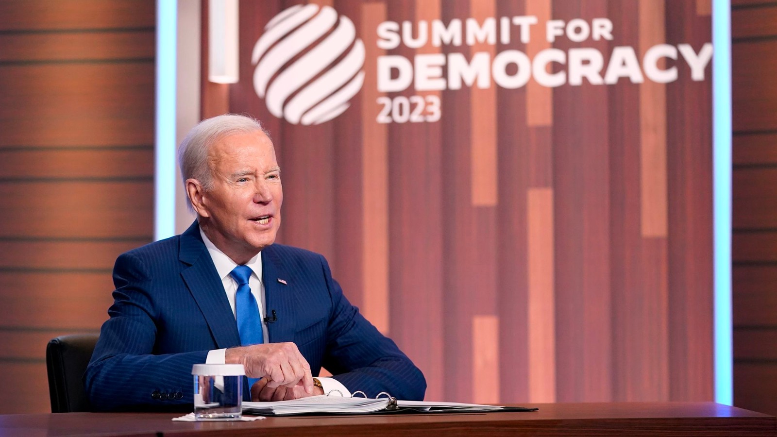 Image in @MarioNawfal's post: BREAKING: Biden planning speech in 2 weeks on 'THREATS TO DEMOCRACY'
What do you think those threa…