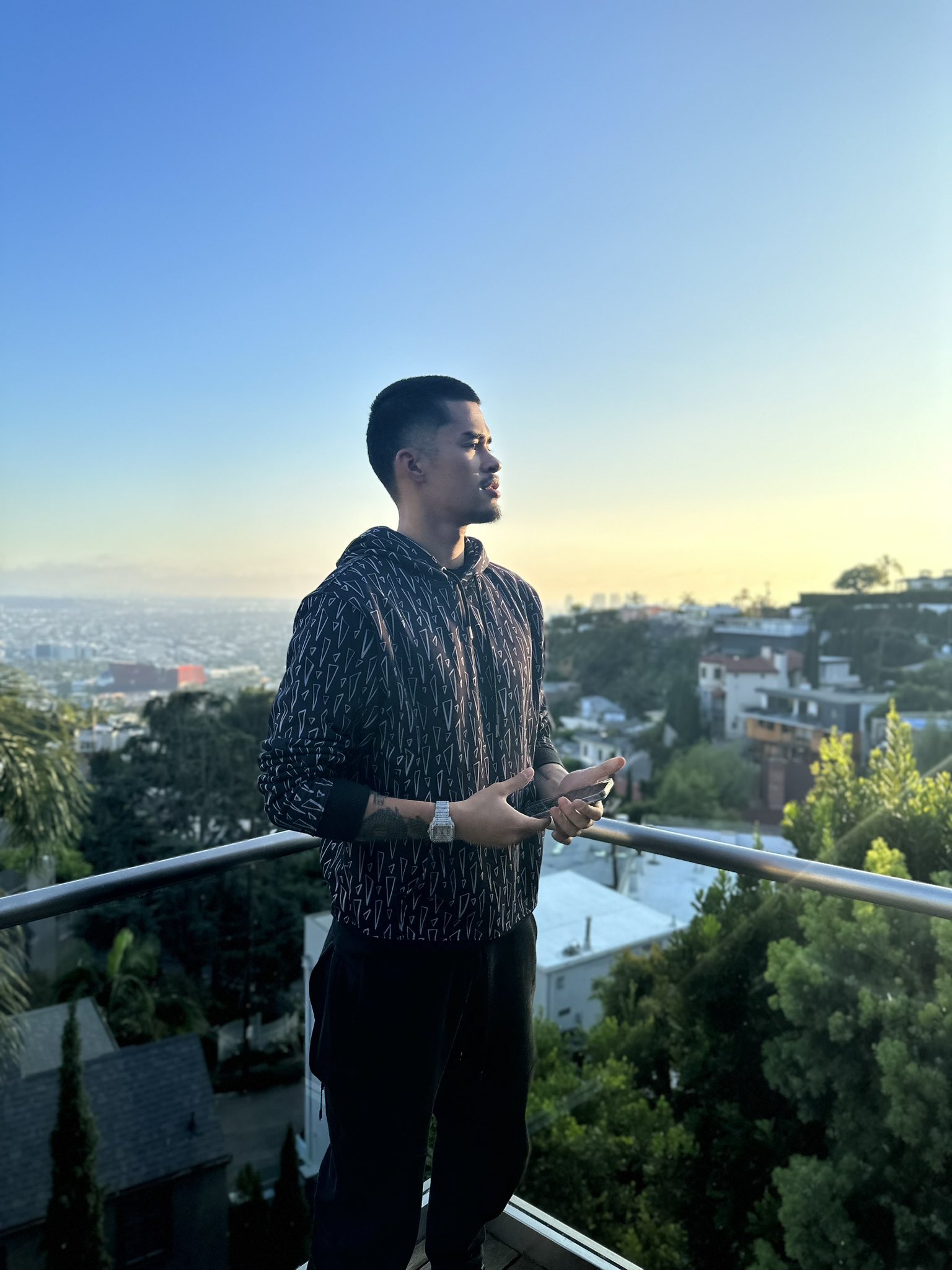Image in @sneako's post: In every crisis there’s opportunity. https://t.co/xY7mfxpUv8