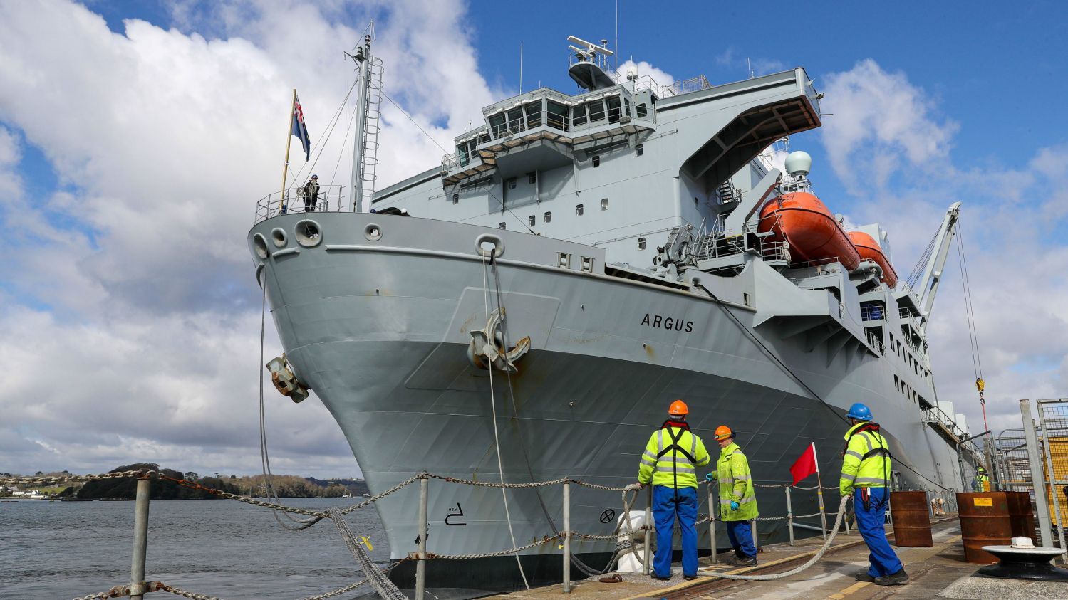 Image in @MarioNawfal's post: 🚨BREAKING - Great Britain is going to send:
- Two Royal Fleet Auxiliary vessels
- RFA Argus
- RF…