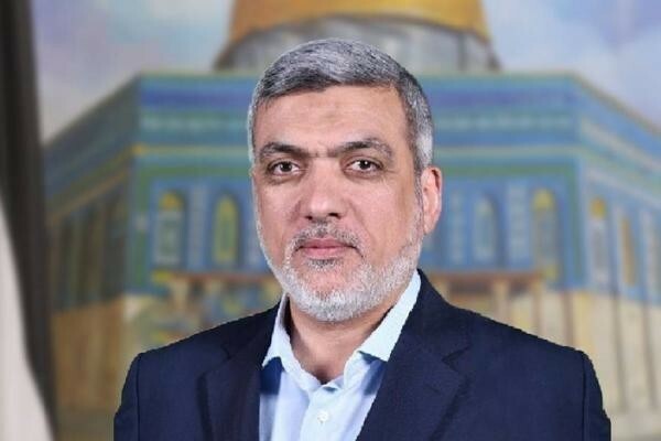 Image in @MarioNawfal's post: 🚨JUST IN: Hamas Strongly Rejects Israeli Displacement Threats.
In a press statement, Izzat Al-Rish…