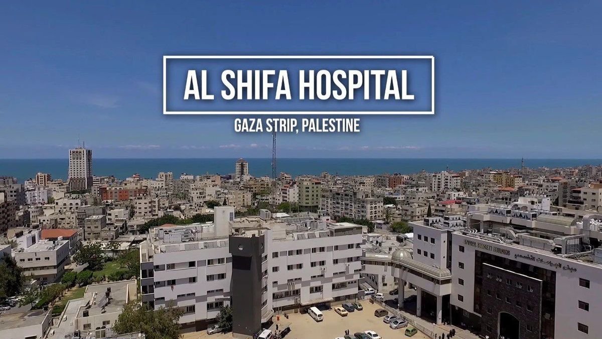 Image in @MarioNawfal's post: 🚨NOW: Israeli Airstrike Near Al-Shifa Hospital in North Gaza.
More than 40,000 displaced people ar…