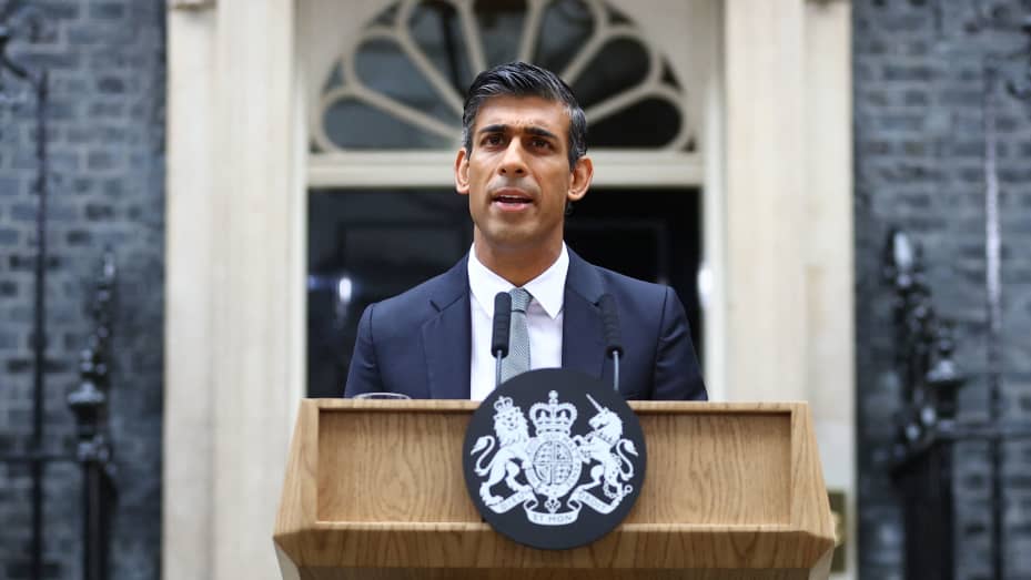 Image in @MarioNawfal's post: 🚨JUST IN - British Prime Minister Rishi Sunak:
- Hezbollah's attack on the northern border shows t…