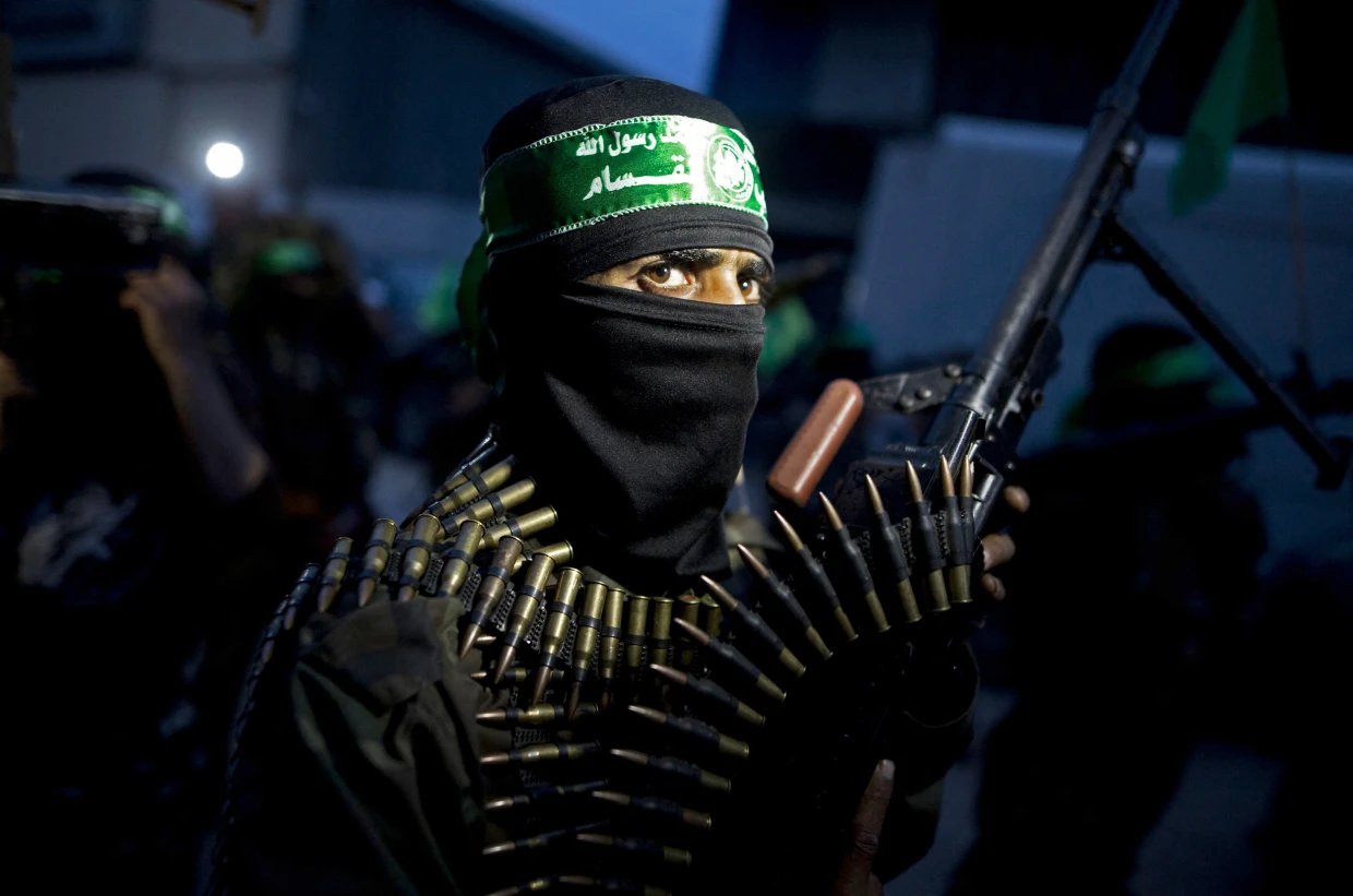 Image in @MarioNawfal's post: 🚨JUST IN - HAMAS STATEMENT:
We affirm the right of our people to resist and defend themselves and …