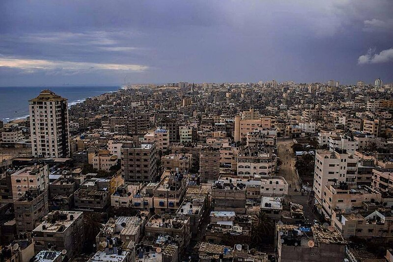 Image in @MarioNawfal's post: 🚨BREAKING: ISRAELI NAVY CLASHING WITH HAMAS THROUGH THE SEA
UNCONFIRMED claims by Gaza residents a…