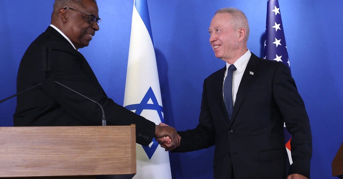 Image in @MarioNawfal's post: 🚨 JUST IN: Israeli Approach to Ground War in Gaza Aligns with U.S. Advice, Officials Say
- Israel'…