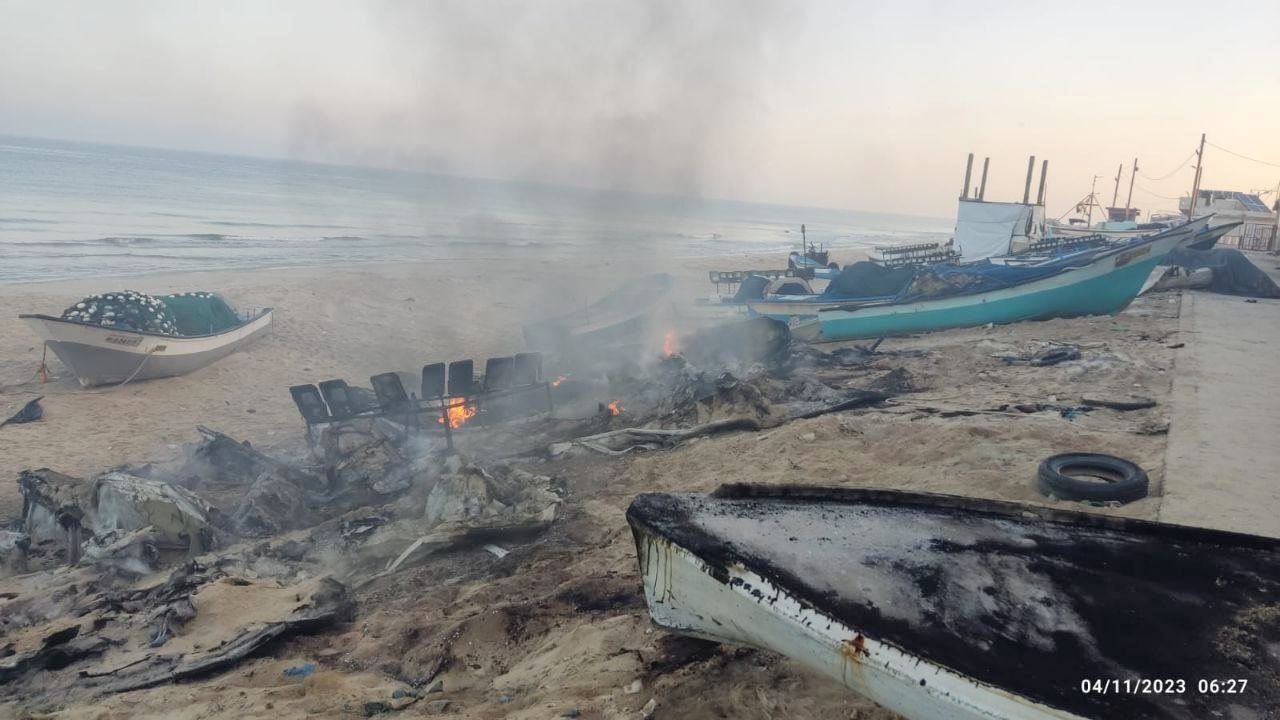 Image in @MarioNawfal's post: 🚨 JUST IN: Israeli Strikes Hit Gaza, allegedly Targeting Key Infrastructure and Hospital
- A publi…