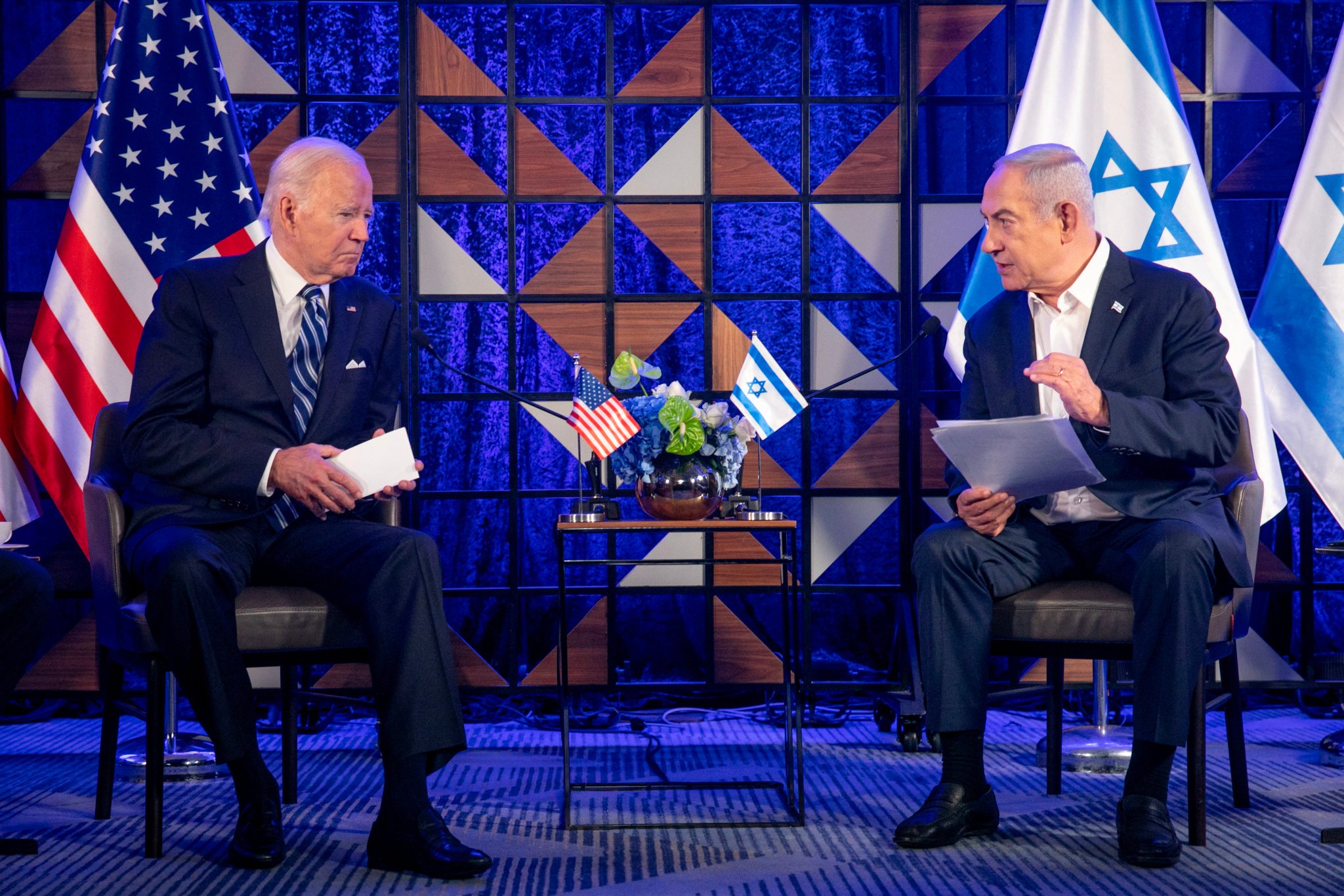 Image in @MarioNawfal's post: 🚨 BREAKING: Biden announces progress on reaching a humanitarian truce in the war between Israel and…