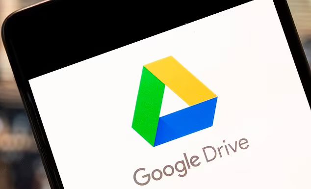 Image in @MarioNawfal's post: 🚨 BREAKING: Google Drive Glitch Deletes Personal Files
- A severe glitch has wiped out months of …