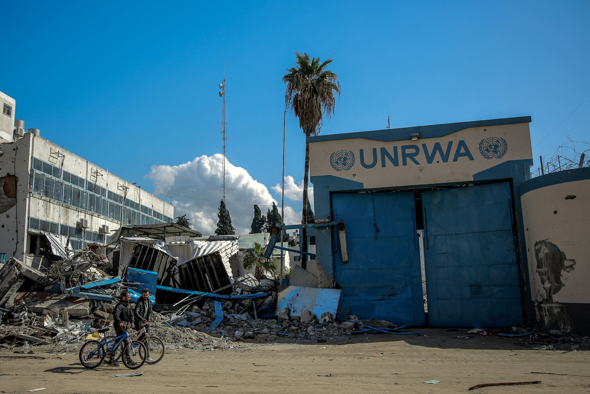 Image in @MarioNawfal's post: 🇸🇪🇵🇸SWEDEN RESUMES UNRWA FUNDING
They agreed to the move after UNRWA promised to undertake extra c…
