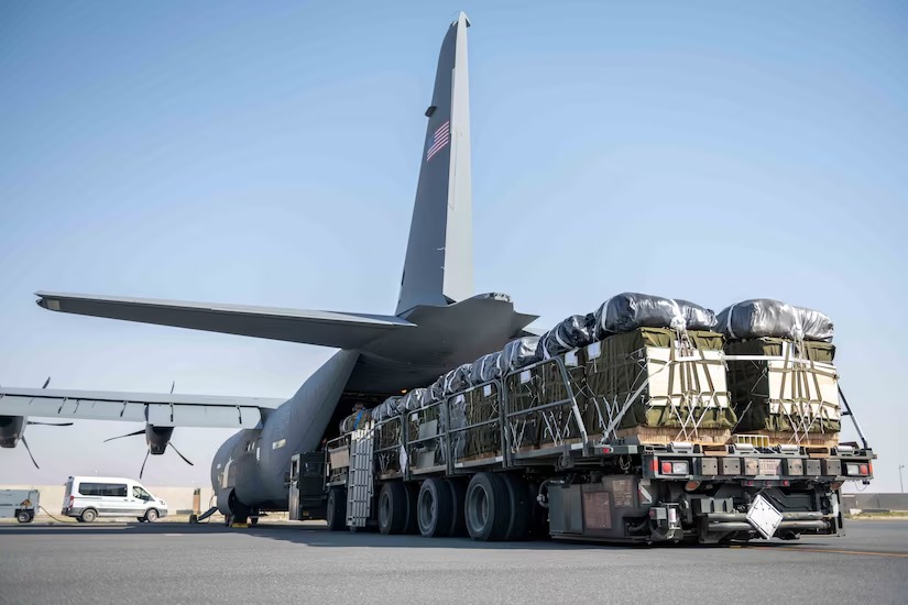 Image in @MarioNawfal's post: U.S GAZA MISSION: TEMPORARY PIER FOR AID DELIVERY
The Pentagon plans to build a temporary pier in …