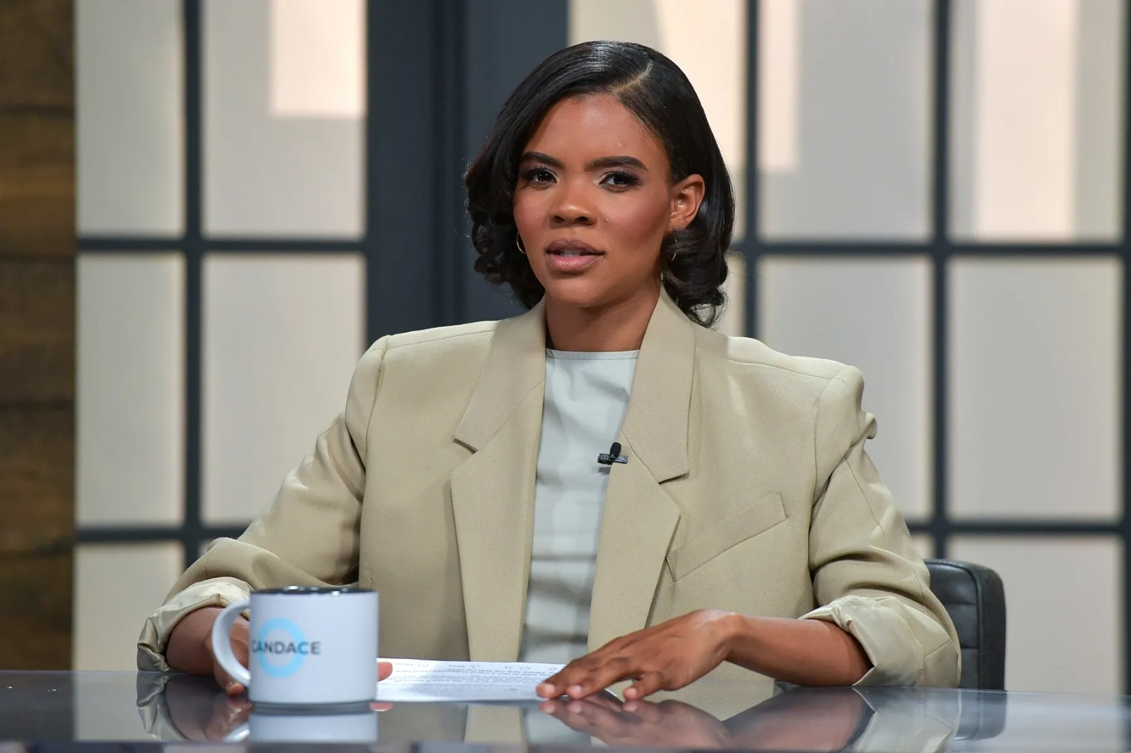 Image in @MarioNawfal's post: 🇺🇸 EXPOSED: CANDANCE MAY HAVE BEEN FIRED FOR SAYING "CHRIST IS KING"
Four Daily Wire employees rev…