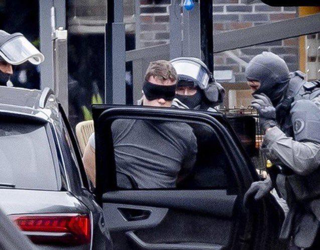 Image in @MarioNawfal's post: 🇳🇱NEW IMAGES OF NETHERLANDS HOSTAGE TAKER AS HE WAS ARRESTED
Police say they arrived at the scene …
