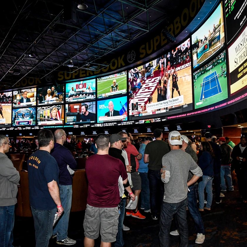 Image in @MarioNawfal's post: 🚨🇺🇸STUDY: YOUNG AMERICANS ARE GAMBLING... A LOT
38 states that have legalized online sports betti…