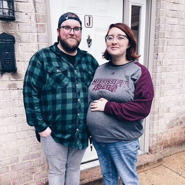 Image in @MarioNawfal's post: 🇺🇸EARTHQUAKE VASECTOMY NEARLY ENDS IN DISASTER
Justin Allen was undergoing the procedure in Horsha…