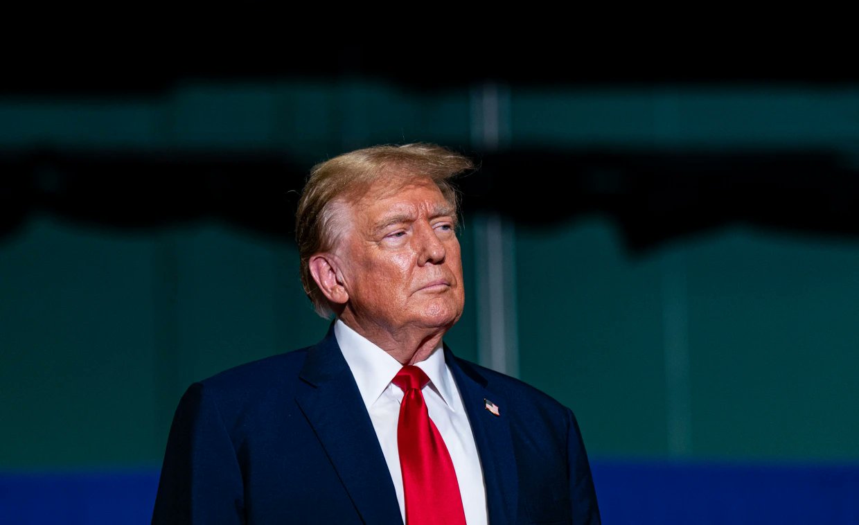 Image in @MarioNawfal's post: 🇺🇸DEMOCRATS WANT TRUMP "ON" A PRISON - SINCE THEY CAN'T GET HIM "IN" ONE
Democratic congressmen ha…