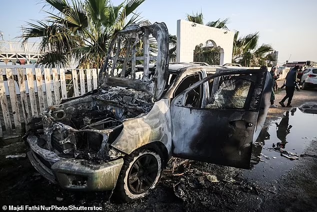 Image in @MarioNawfal's post: 🇮🇱🇵🇸 ISRAELI MILITARY LIKELY KNEW IDENTITIES OF AID WORKERS KILLED IN GAZA CONVOY
Humanitarian org…