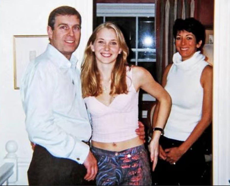 Image in @MarioNawfal's post: 🇬🇧ROYAL FAMILY BRACES FOR NETFLIX'S "SCOOP" ON PRINCE ANDREW / EPSTEIN INTERVIEW
Princess Beatrice…