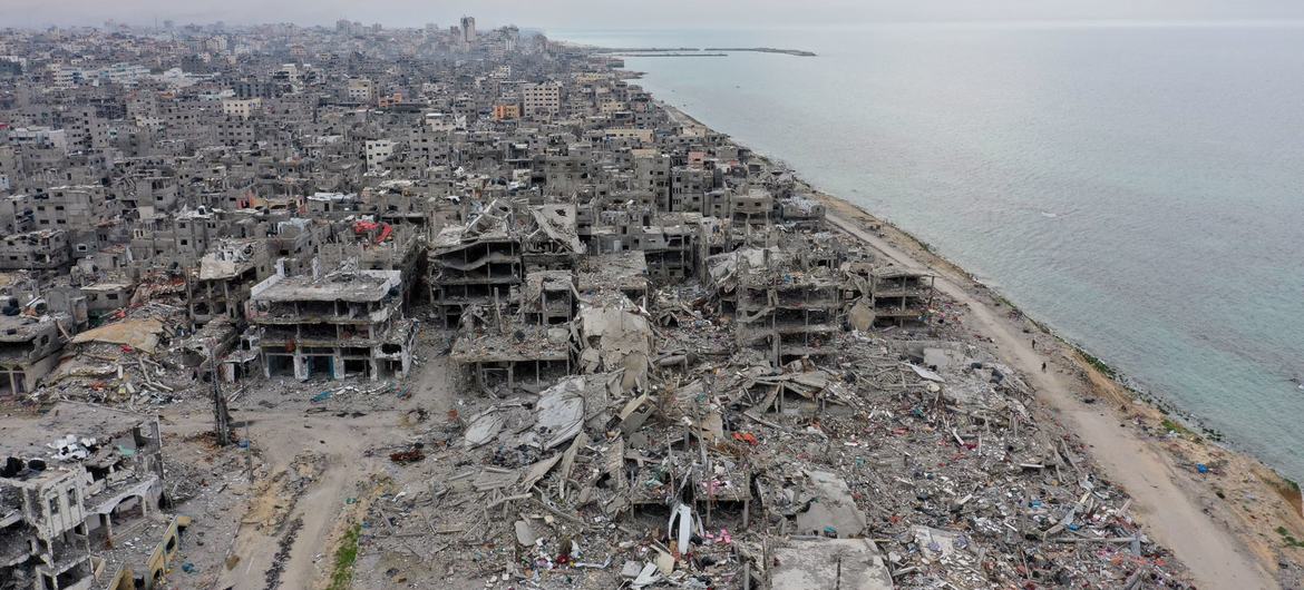 Image in @MarioNawfal's post: 🚨🇵🇸GAZA DESTRUCTION = BILLIONS
UN reports that infrastructure damages have reached an estimated $1…