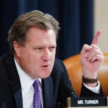 Image in @MarioNawfal's post: 🚨🇺🇸🇷🇺RUSSIAN PROPAGANDA IN CONGRESS?
House Intelligence Committee Chair Mike Turner exposes Russia…