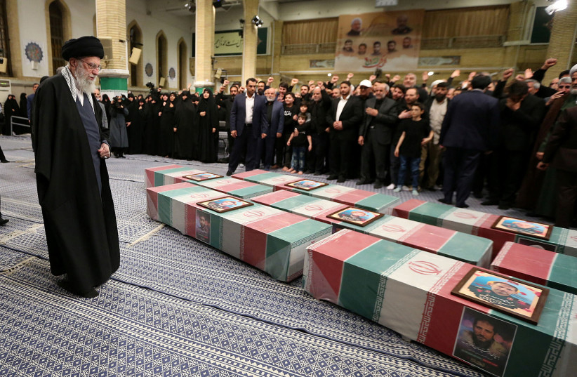 Image in @MarioNawfal's post: 🇮🇷🇮🇱 IRAN WON'T RETALIATE TO ISRAELI AIRSTRIKE IF THERE IS A CEASEFIRE
Iran has reportedly informe…