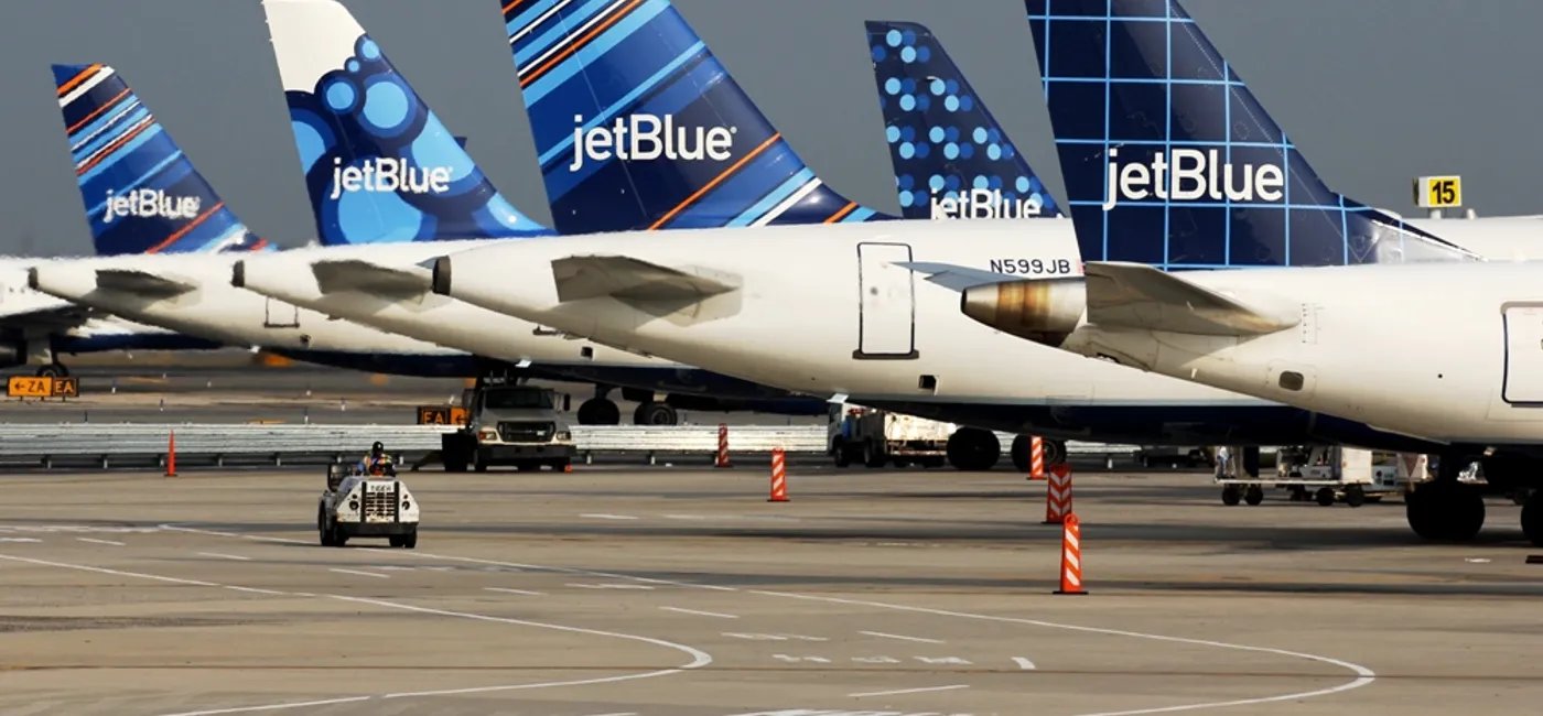 Image in @MarioNawfal's post: 🚨🇺🇸JETBLUE FINED $2 MILLION FOR CHRONIC FLIGHT DELAYS
JetBlue Airways has been fined $2 million by…