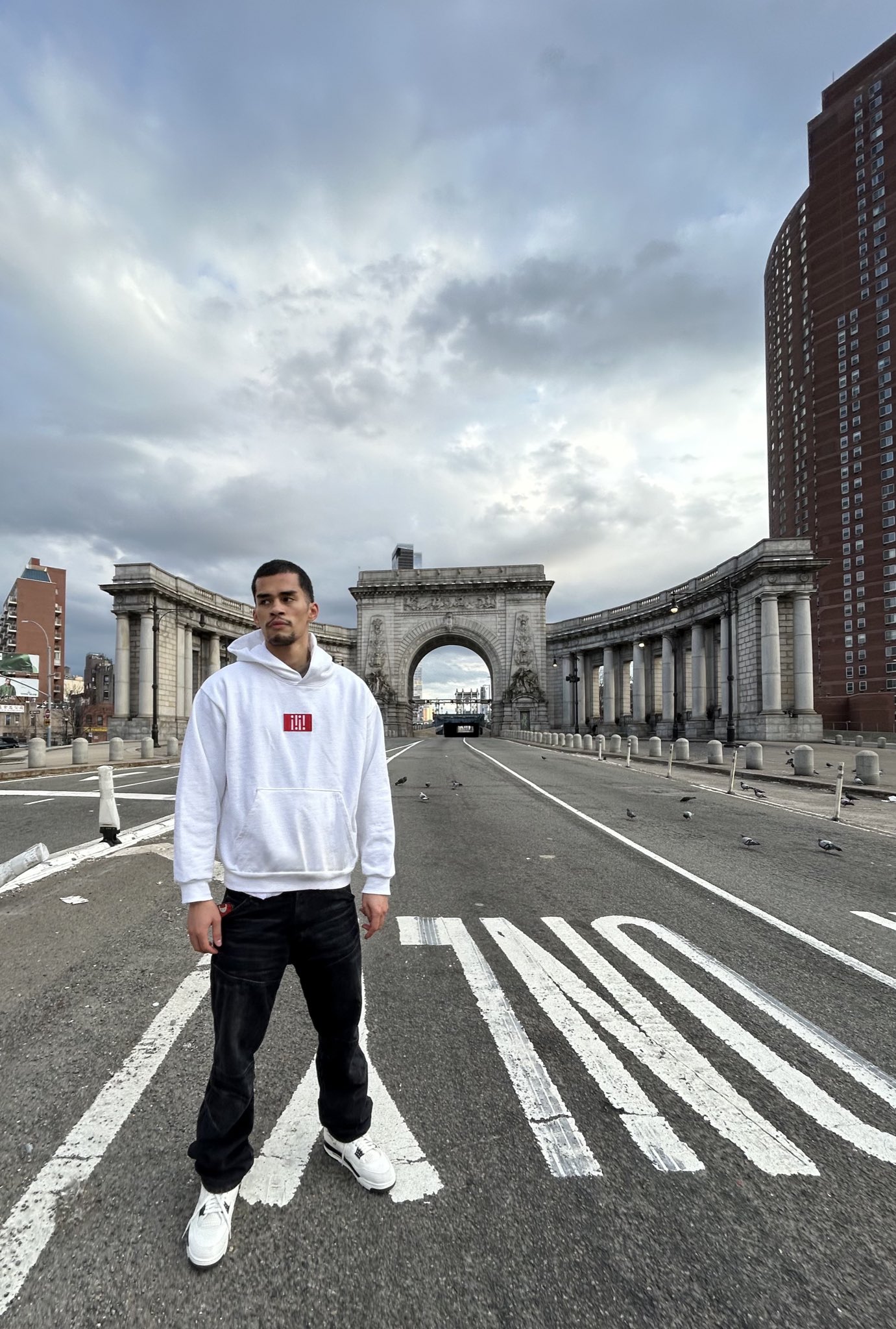 Image in @sneako's post: NYC https://t.co/GLYeAUA2in