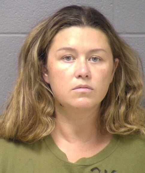Image in @IfindRetards's post: A Frankfort, Illinois
mother has been charged this week after her 2 year old is found dead at home.…
