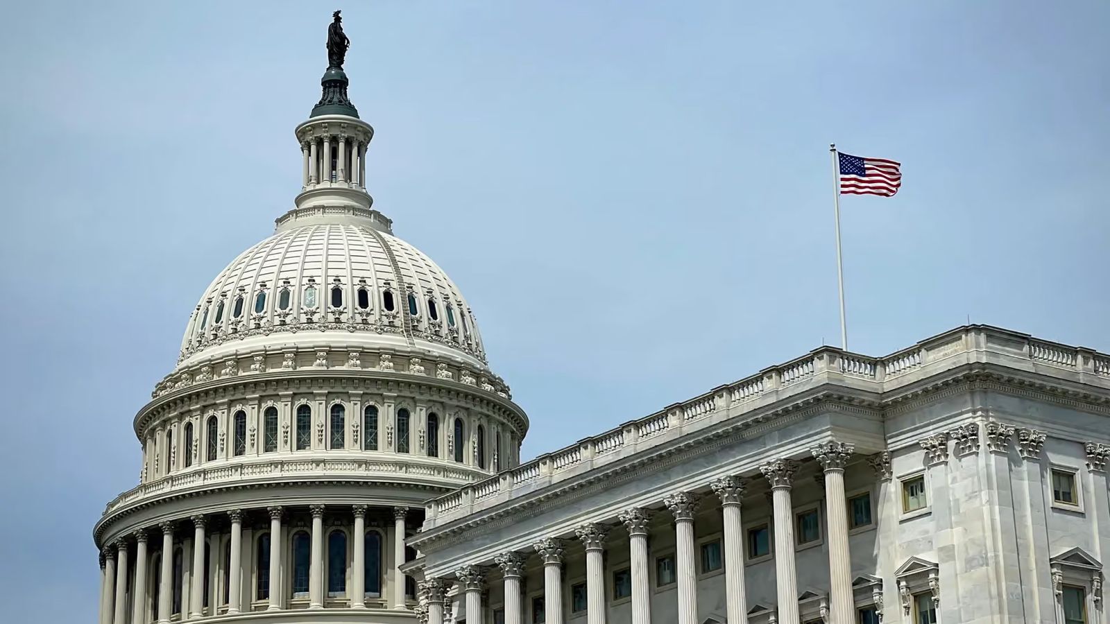 Image in @MarioNawfal's post: 🇺🇸 The most pro-crypto Congress in history couldn't pass the Clarity Act.
It needed 60 votes to cl…