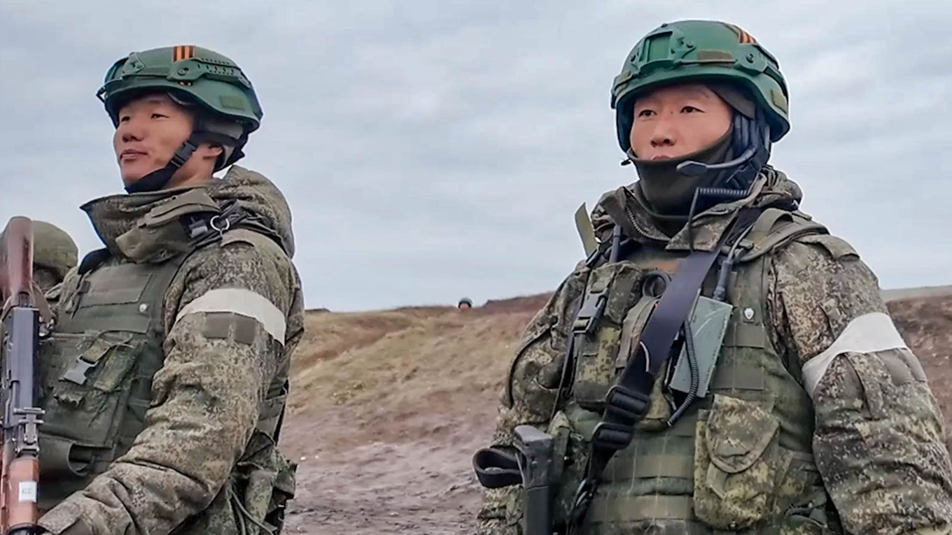 Image in @MarioNawfal's post: 🇺🇦🇨🇳🇰🇵 Zelensky isn't accusing China of firing the missiles, he is accusing it of keeping the war o…