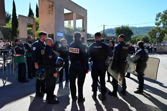 Image in @MarioNawfal's post: 🚨🇫🇷 A 14-year-old opened fire with a hunting rifle at a middle school near Marseille...
He shot th…
