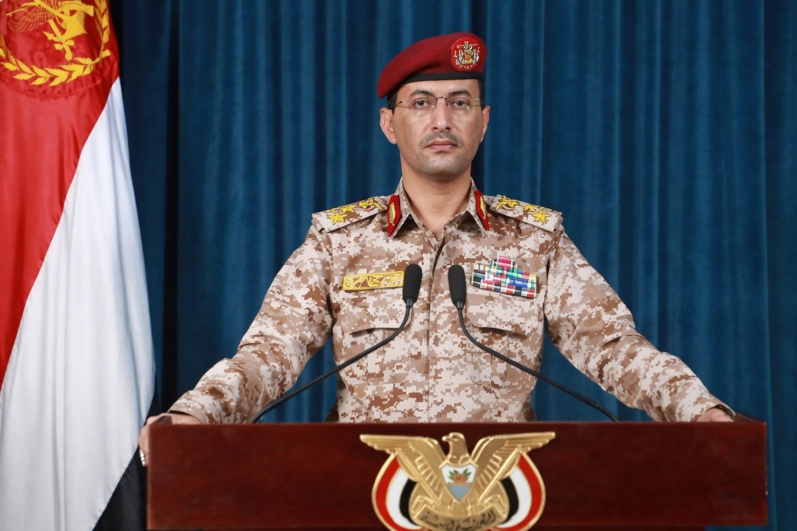Image in @MarioNawfal's post: 🚨🇾🇪🇸🇦 Houthi Spokesman Yahya Saree:
"The Yemeni Armed Forces warn the Saudi enemy that ANY targets…