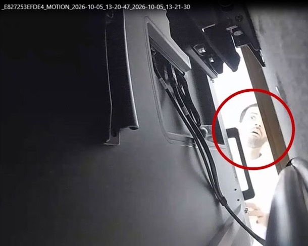 Image in @MarioNawfal's post: 🇸🇦 An OpenAI engineer has been ARRESTED for allegedly planting a secret RECORDING DEVICE inside the…