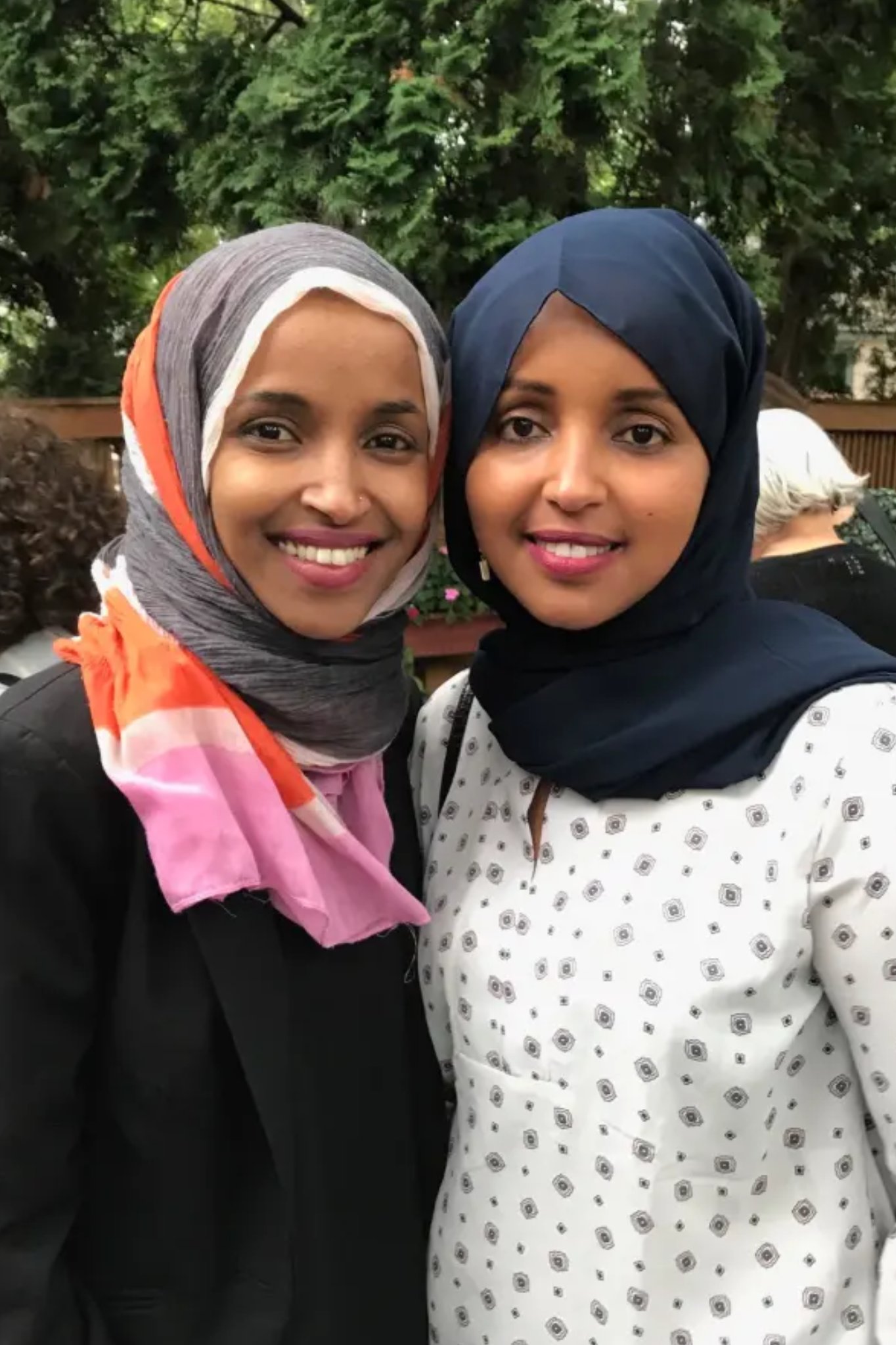 Image in @MarioNawfal's post: 🇺🇸 Federal agents are reportedly digging through Ilhan Omar's trash for DNA.
And that's not even …