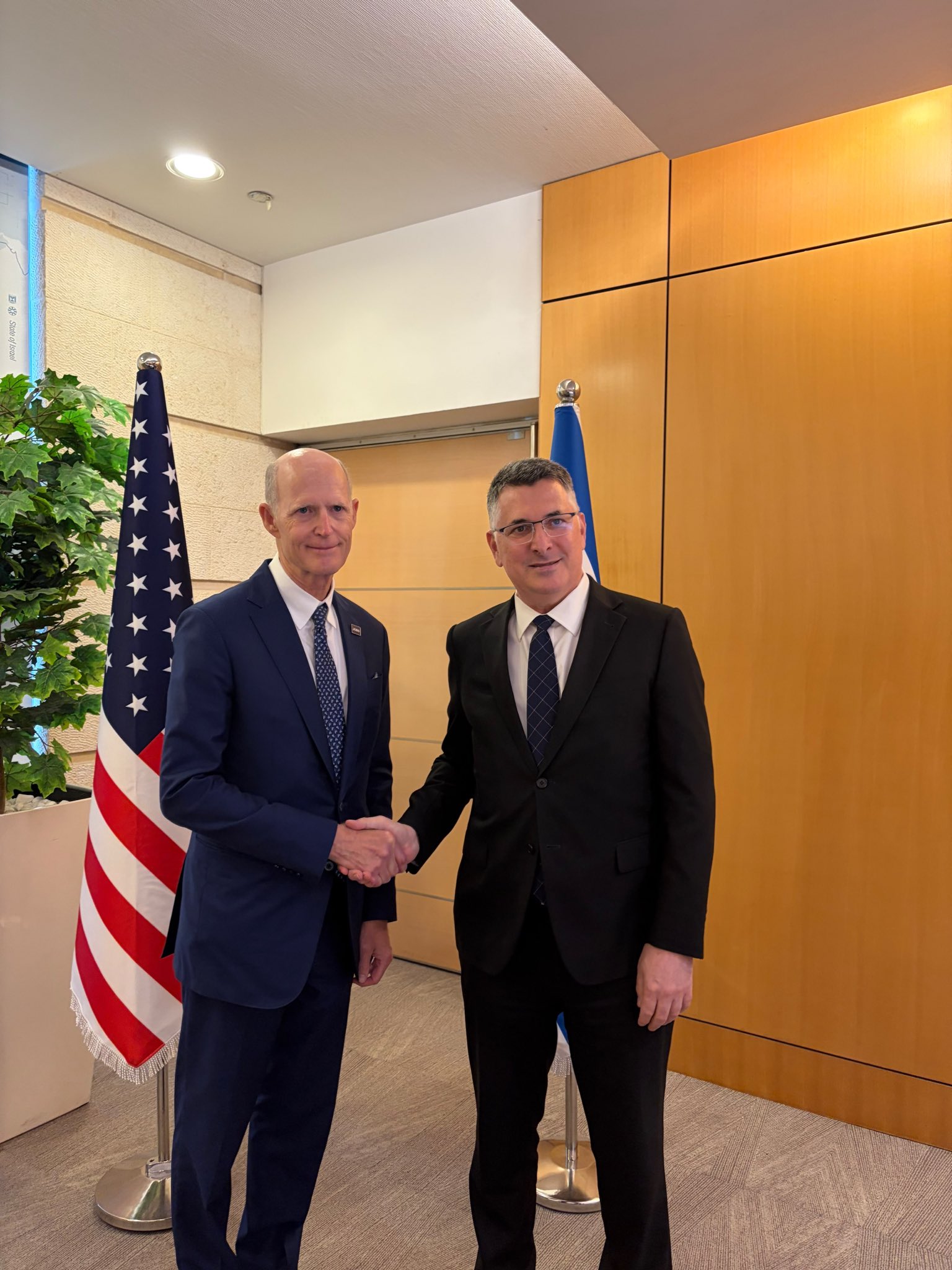 Image in @gidonsaar's post: I was pleased to meet today in Jerusalem with Senator @SenRickScott, a true friend of Israel and th…