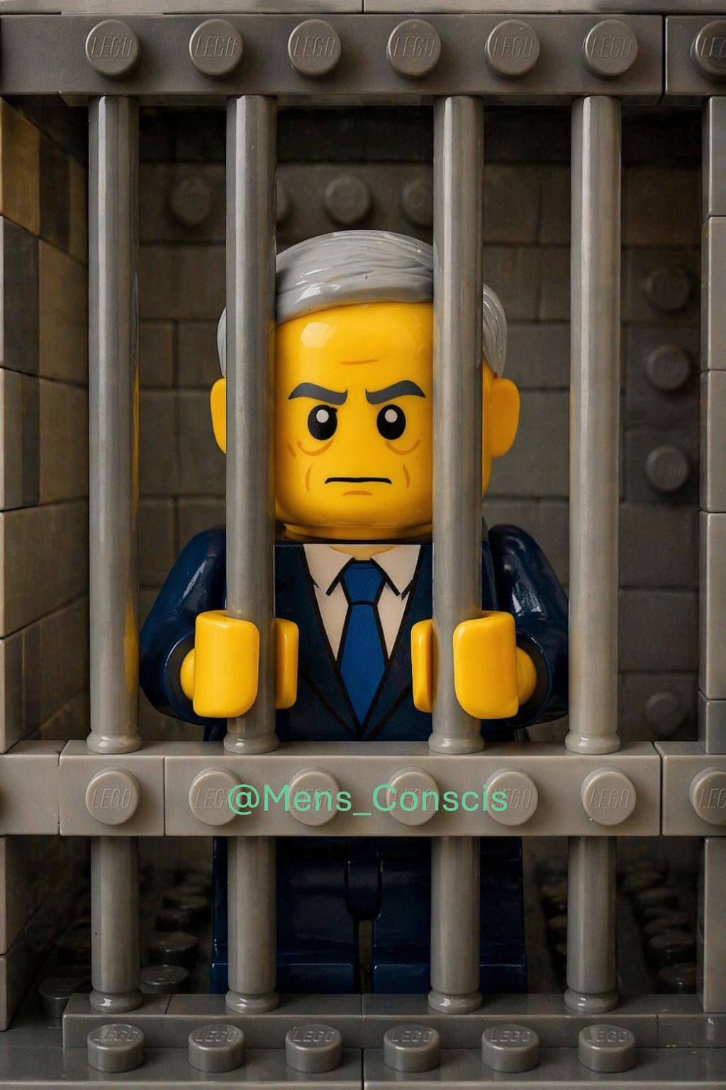 Image in @Mens_Conscis's reply: @MarioNawfal Yeh they are good buddies to belong in the same prison cell https://t.co/D1OhqNx6gY