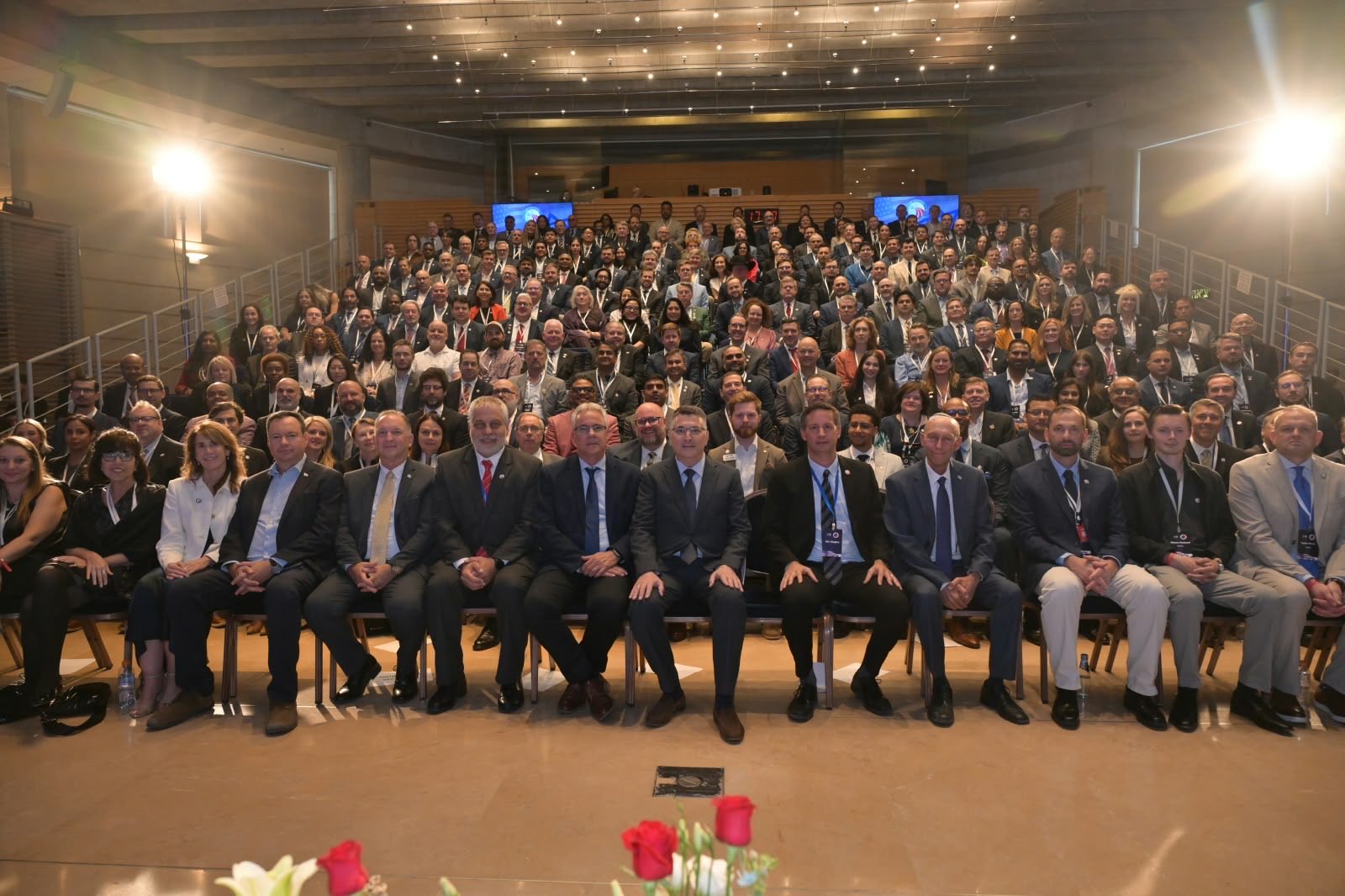 Image in @gidonsaar's post: Today at @IsraelMFA, I welcomed 250 technology and innovation leaders from all 50 US states.
Fligh…