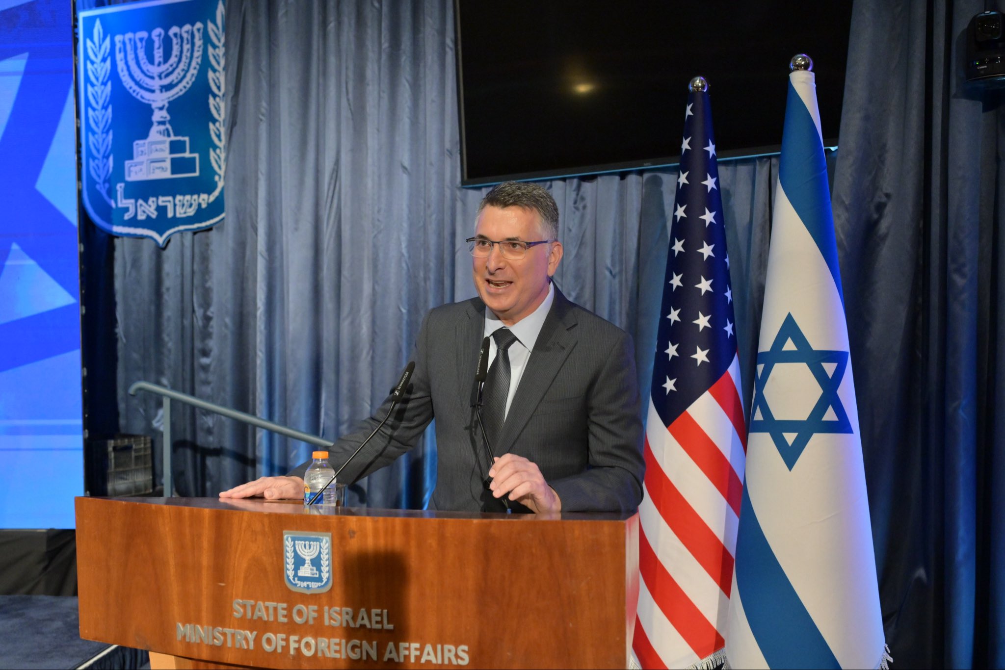 Image in @gidonsaar's post: Today at @IsraelMFA, I welcomed 250 technology and innovation leaders from all 50 US states.
Fligh…