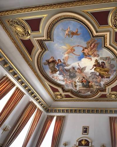 Image in @TheTigerPundit's reply: @MarioNawfal It stood 143 years, surviving both World Wars. Its beautiful architecture, magnificent…