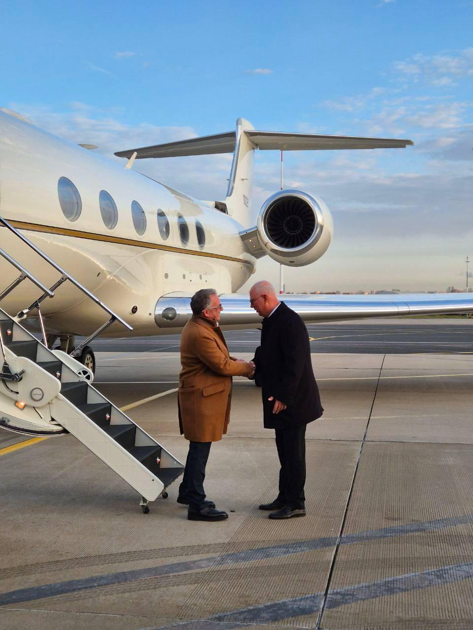 Image in @MarioNawfal's post: 🇺🇸🇷🇺 Steve Witkoff has landed in St. Petersburg with a new peace plan fresh from Oslo.
Putin’s env…