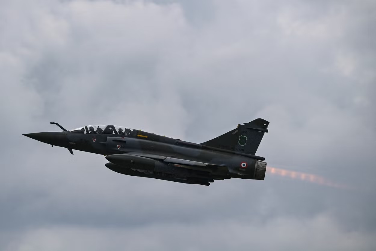 Image in @MarioNawfal's post: 🇫🇷 A French military fighter jet has crashed in a massive fireball during a training flight, killin…