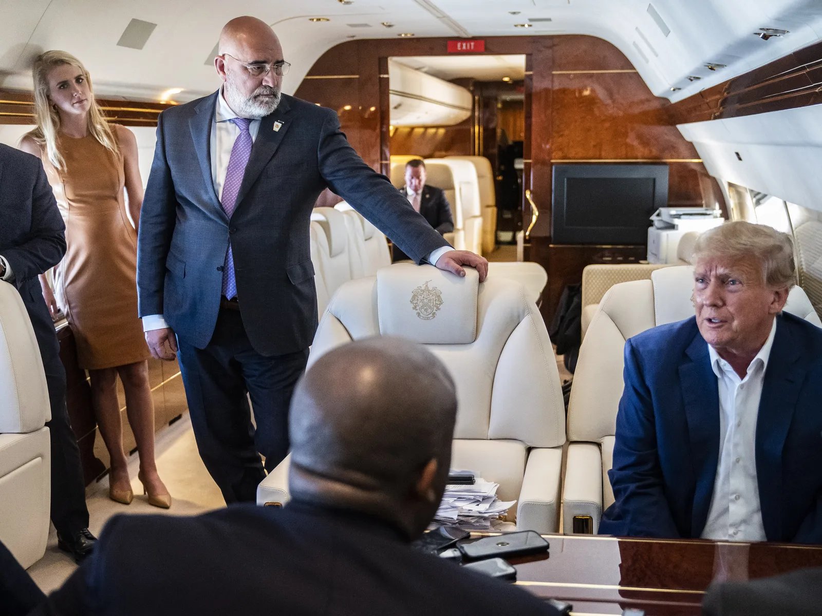 Image in @MarioNawfal's post: 🚨🇺🇸🇷🇺 Two of Trump’s top midterm advisers took Balkan consulting money from a Russia-friendly gover…