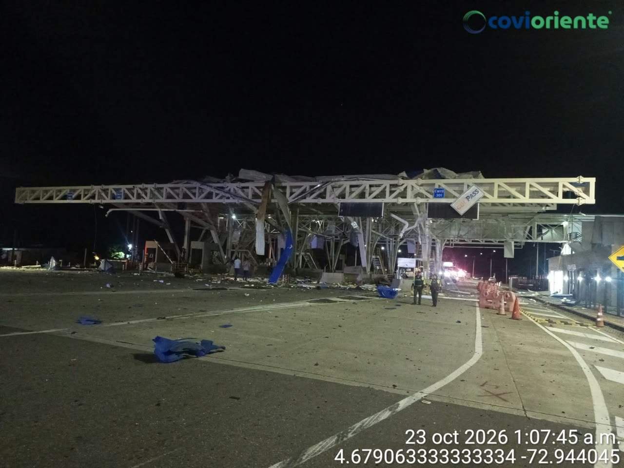 Image in @MarioNawfal's post: 🚨🇨🇴 A car bomb DETONATED at a toll booth early this morning in Colombia
The explosion hit the San …